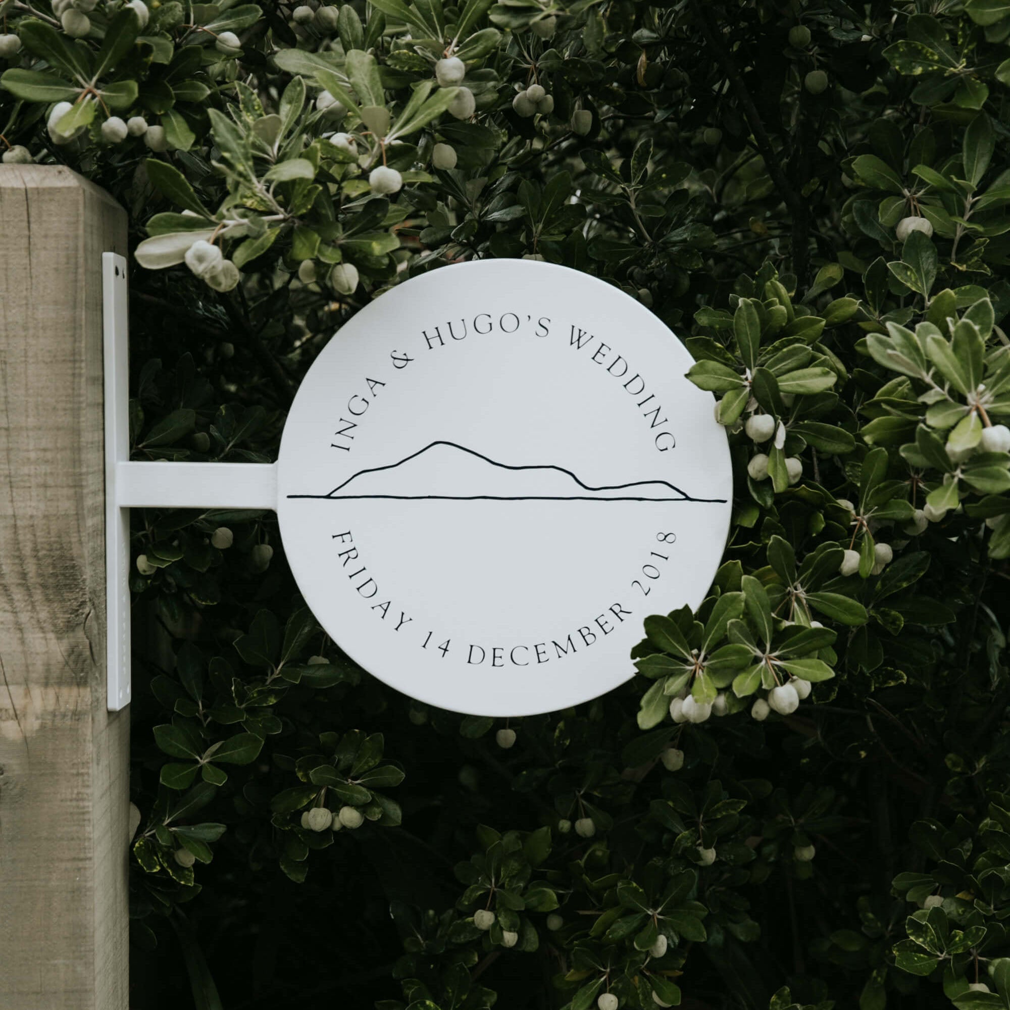 Quality Minimalist Signage For Your Wedding - George and Willy